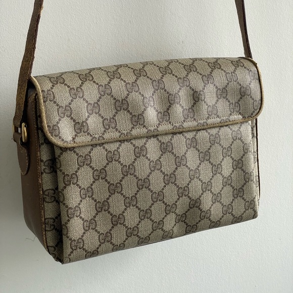 Vintage Gucci flap shoulder bag - Picture 2 of 16